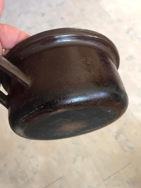 Starý malý kastrólik,