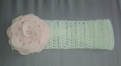 Háčkovaná čelenka,