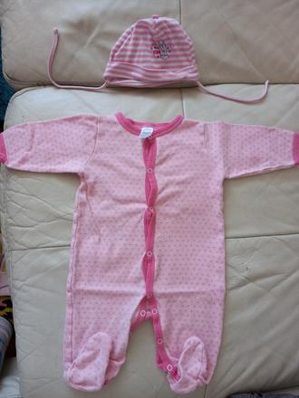 Srdiečkové pyžamko a čiapka 74, 74