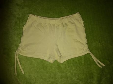 Krásne kraťasy, 98