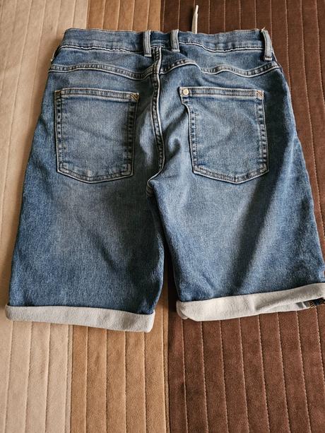 Šortky, h&m,152