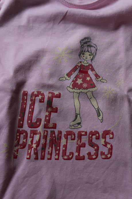 Krásne pyžamko, lupilu,98