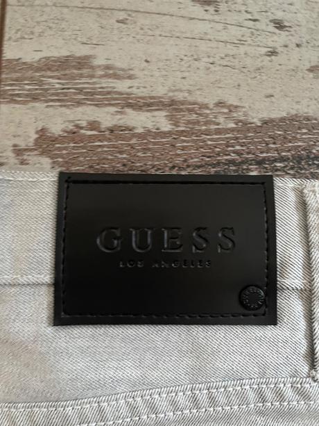 Panske kratase guess, guess,30