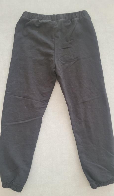 Balík oblečenia 128-146 viď fotky, 140–152