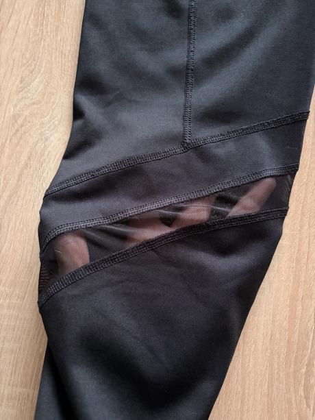 Čierne športové legíny značky c&a (quickdry), c&a,m