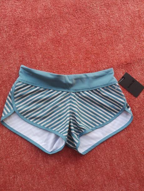 Hurley dámske šortky veľkosť xs, xs