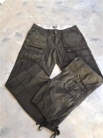 Športové kapsáče, 38