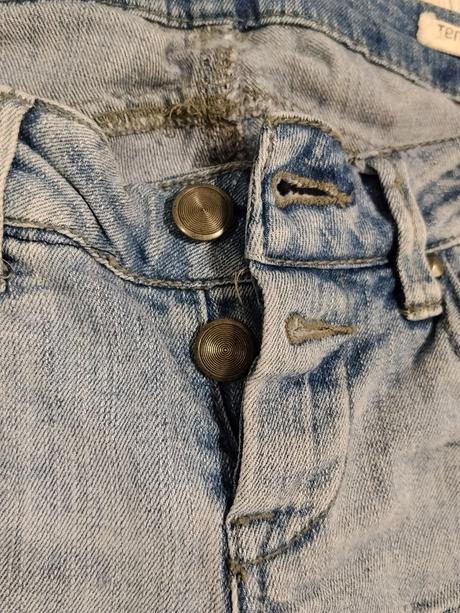 Dámske trhané rifle, terranova,s