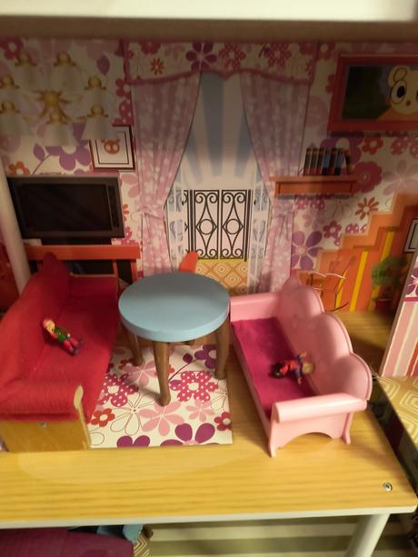 Veľký drevený domček pre bábiky, 