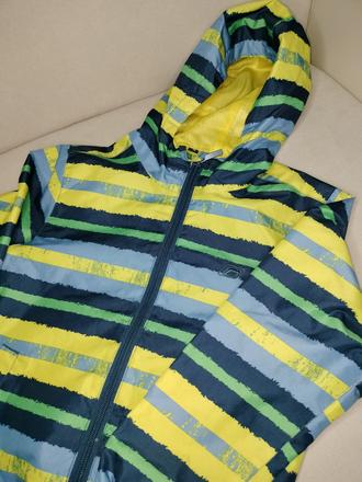 Chlapčenská tenká bunda, 116