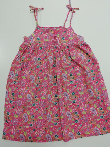 Letné vzorované šaty, 122