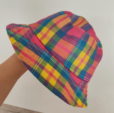 Obojstranný klobúčik, 86