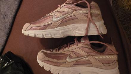 Botasky nike42, nike,42