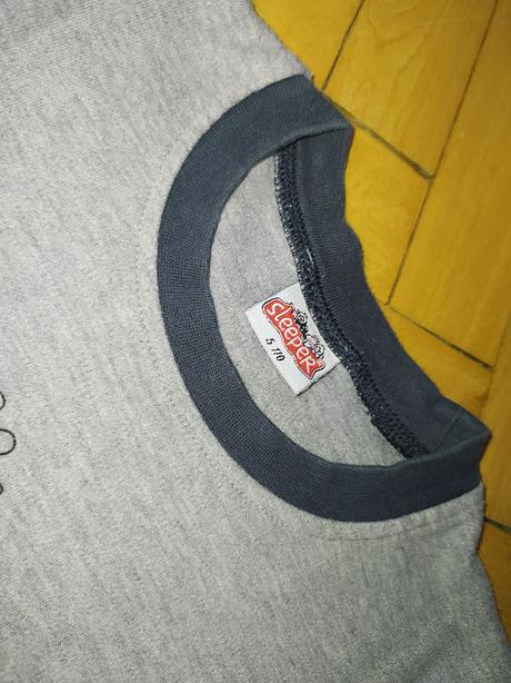 Teplejšie pyžamo s futbalistom, 110