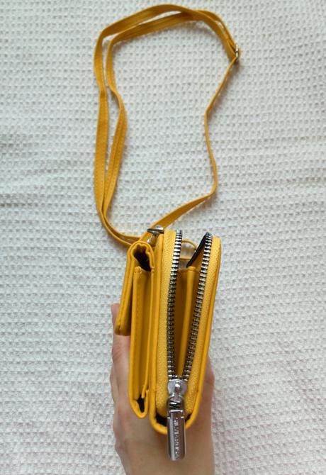 Malá žltá crossbody kabelka, 