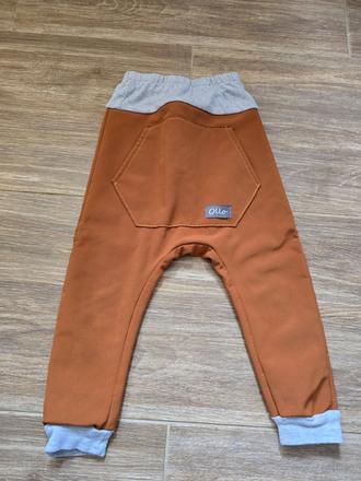 Nohavice do dažďa č.98, 98