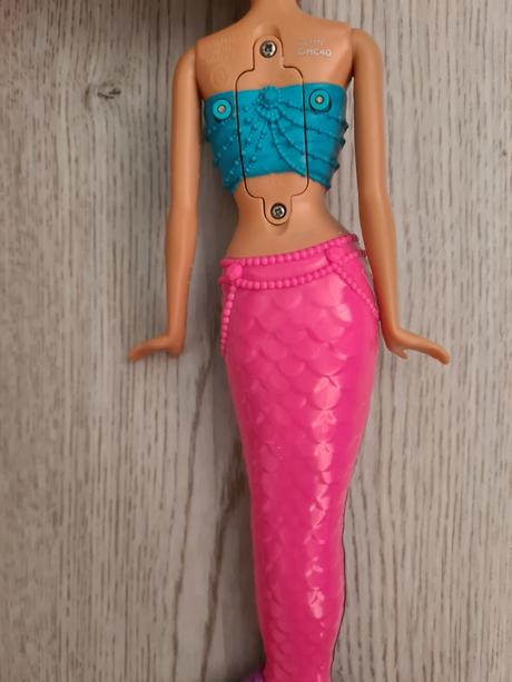 Mattel svietiacia barbie morská víla,