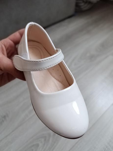 Biele lakované topánočky 27, 27
