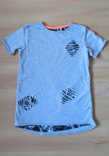 Šedé tričko, chapter young,134