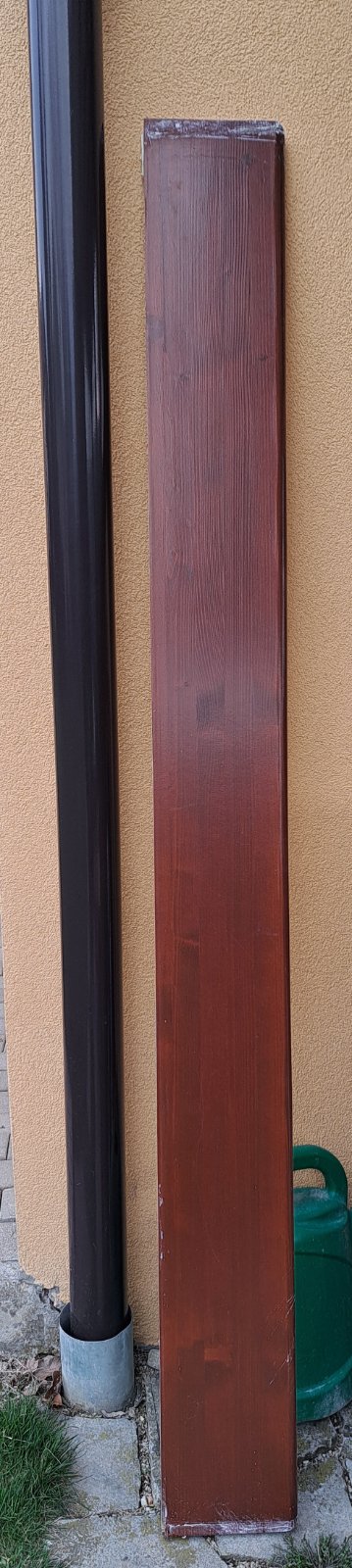 Okno drevené + doplnky, 