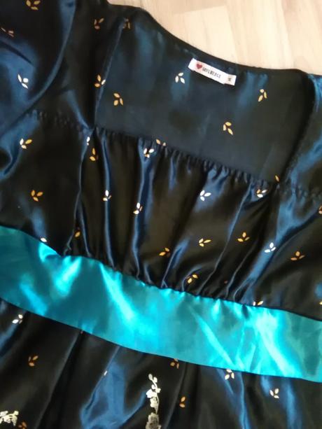 Letné šaty s maslou, l