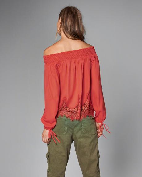 Coralova bluzka s cipkou abercrombie&fitch vel.m/l, abercrombie&fitch,l / m