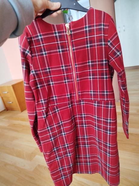 Vianočné saty, 122