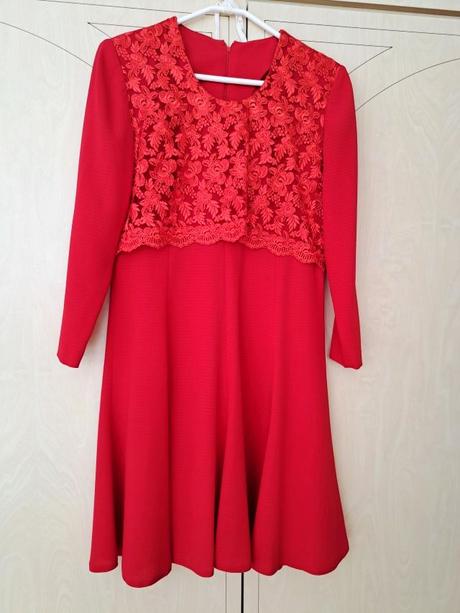 Spoločenské šaty, 38