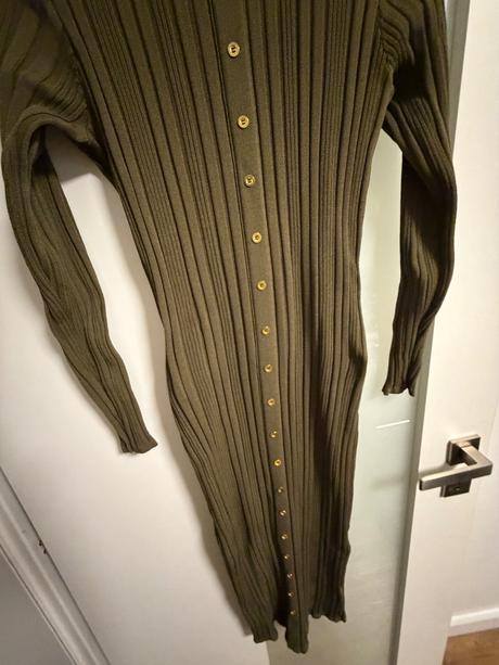 Khaki slim šaty michelle keegan, m