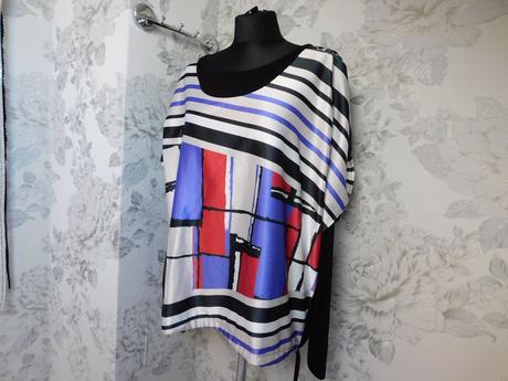 Kvalitna trendy bluzka, 44