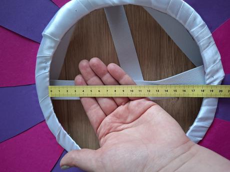 Karnevalová maska- črepníkový kvet, 