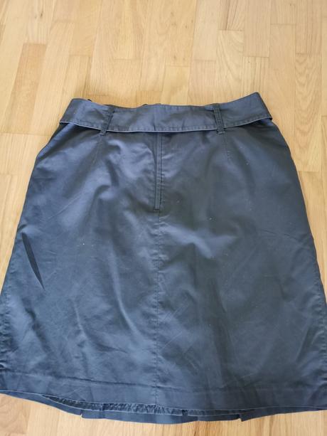 Tmavošeda saténová sukňa, h&m,42