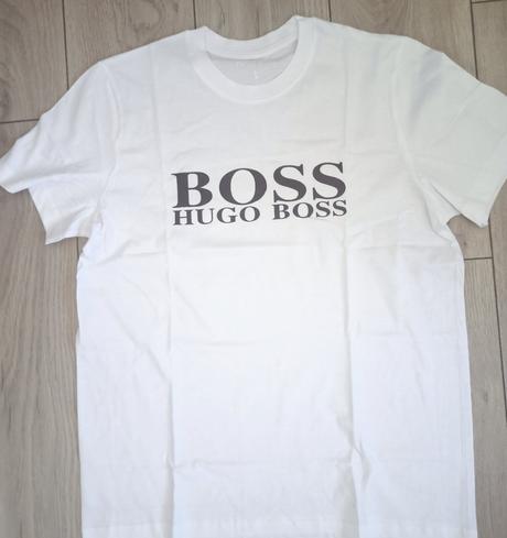 Pánske tričko biele veľkosť m, hugo boss,m