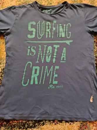 Tricko, reserved,158