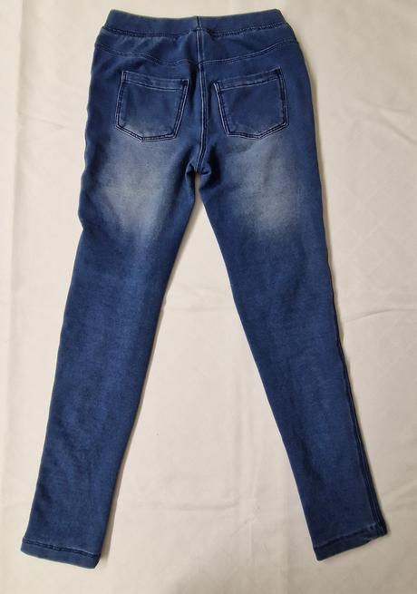 Legíny, pepperts,146