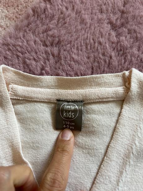 Svetrik little kids 110, 110