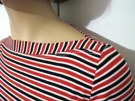 Čierno-bielo-červený prúžkovaný nátelník, m