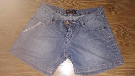 Rifľové kraťasy, málo nosené m, l