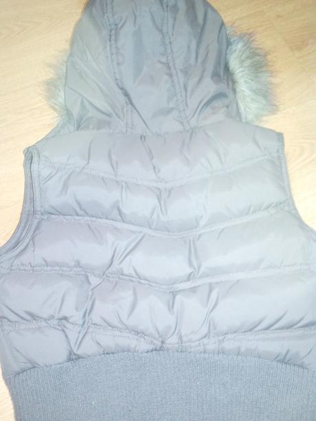 Vetrovka bez rukávov, 128