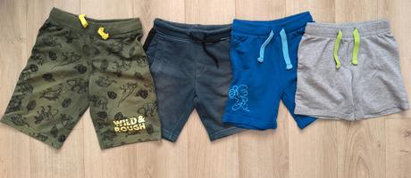 Kraťasy 122/128, 122