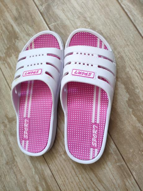 Dámske šľapky, 39