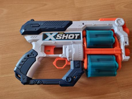 Detské pištole xshot na penové náboje,