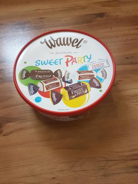 Väčšia plastová dóza/box/nádoba, 