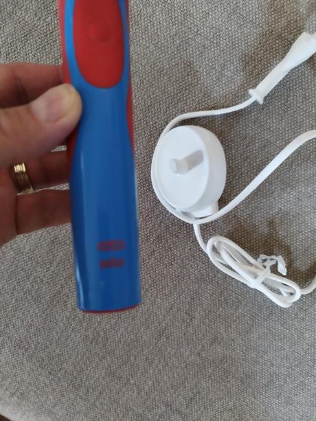 Braun detská zubná kefka, 