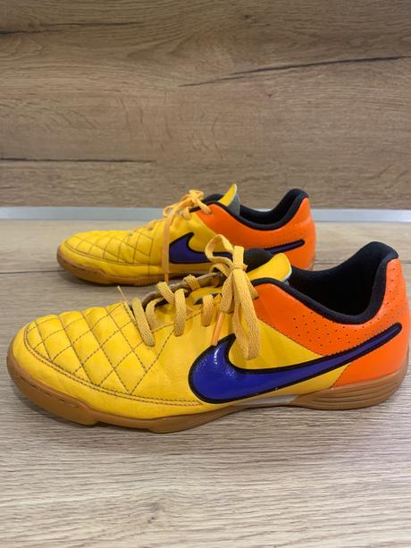 Tenisky halovky nike, nike,38