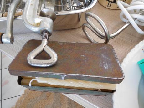 Smalt, keramika, prútené,mlynčeky,,