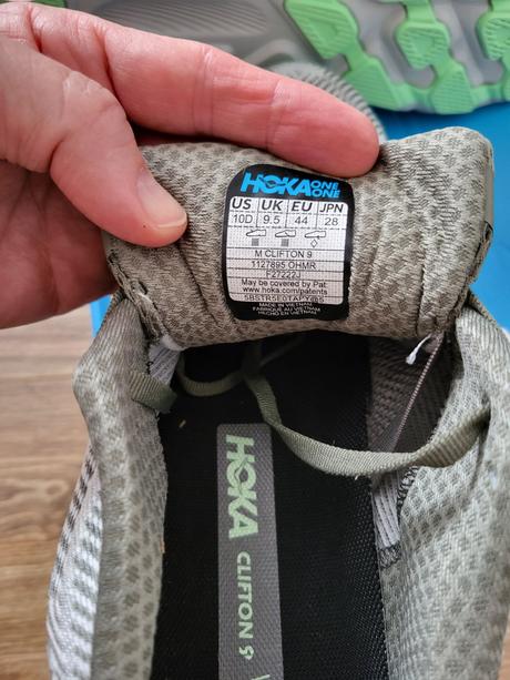 Hoka klifton 9, 44