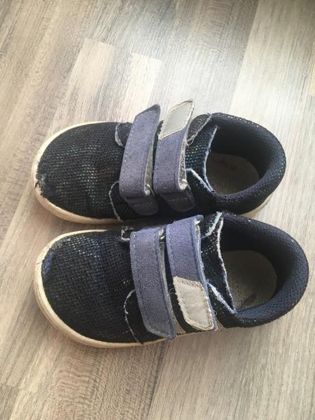 Barefoot jonap, jonap,25