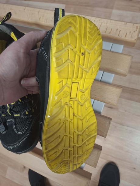 Pracovne topanky, 39