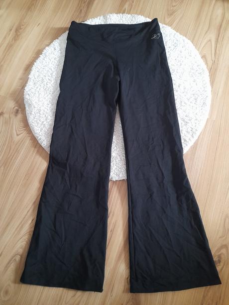 Sportove nohavice, 40